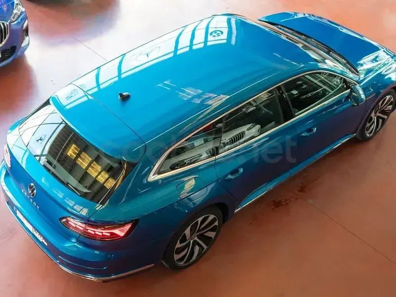 Usado VW Arteon R-line 150 CV (110 kW) 2022 Azul Familiar