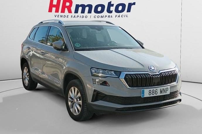 Usado 2024 Skoda Karoq Ambition SUV | 26.390 € (Precio justo) - Imagen 1/4