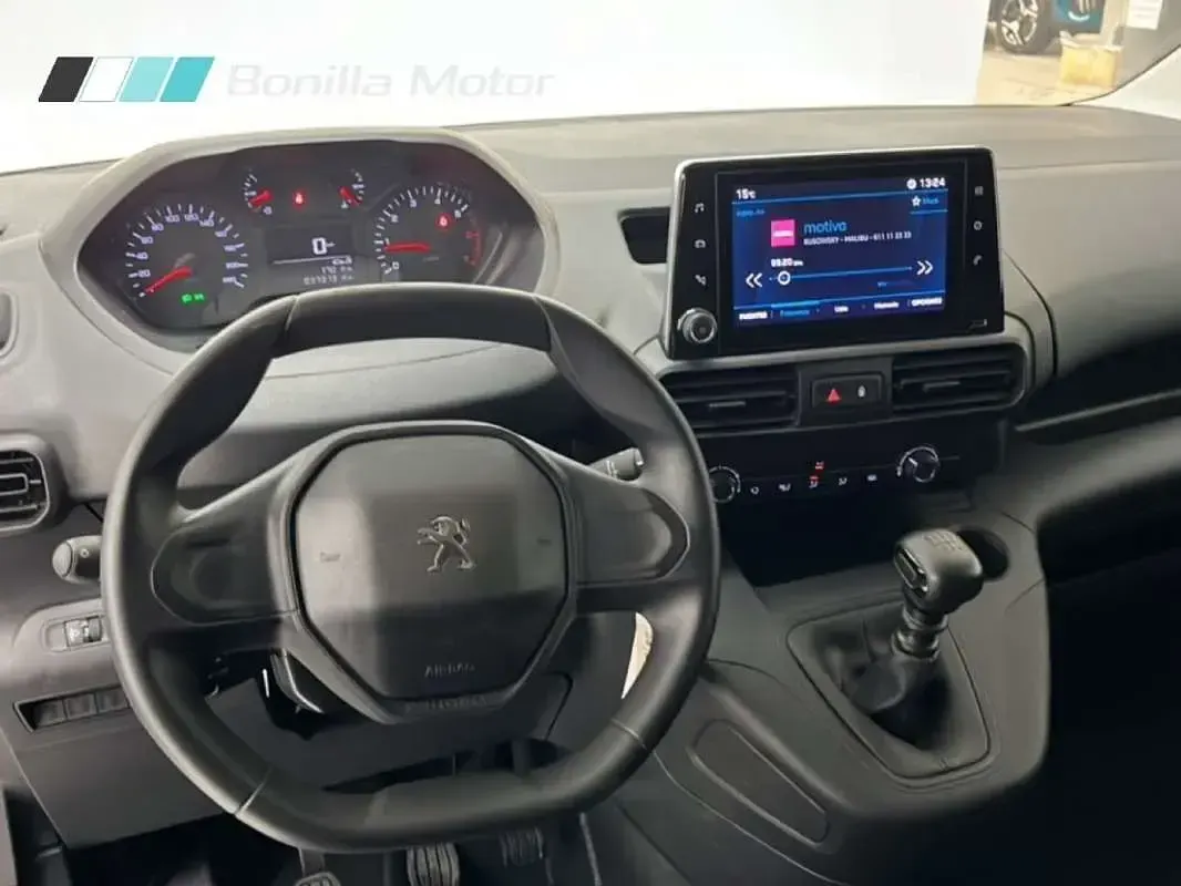Usado Peugeot Partner 98 CV (72 kW) 2022 Blanco Monovolumen