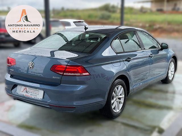 Usado VW Passat Highline 150 CV (110 kW) 2016 Azul Berlina