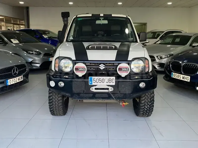 Usado Suzuki Jimny 85 CV (62 kW) 2014 Blanco SUV