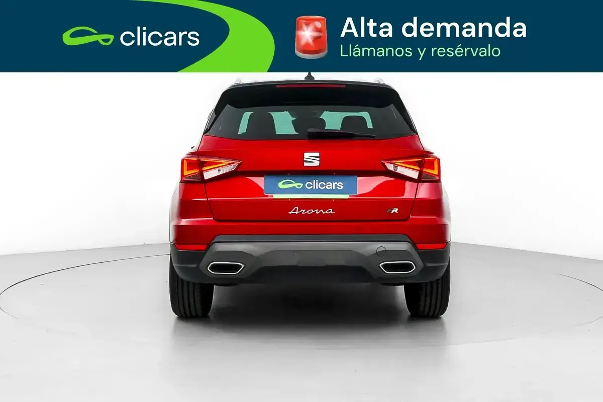 Usado Seat Arona FR 110 CV (80 kW) 2022 Rojo SUV
