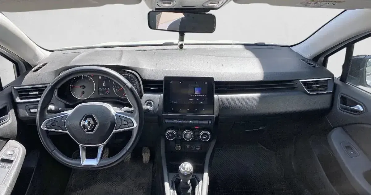 Usado Renault Clio Intens 100 CV (73 kW) 2022 Utilitario