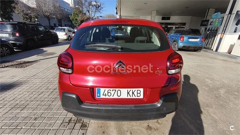 Usado Citroën C3 Feel 82 CV (60 kW) 2018 Rojo Berlina
