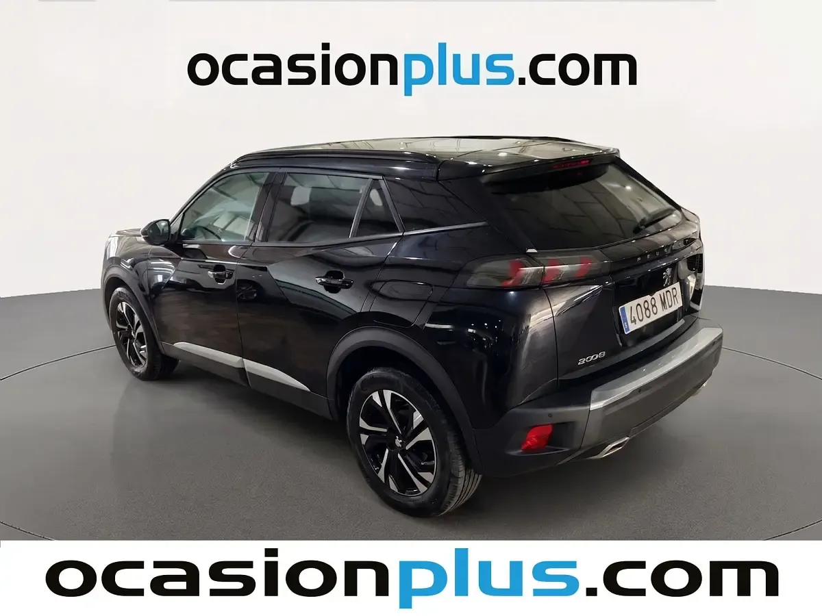 Usado Peugeot 2008 Allure 131 CV (96 kW) 2023 Negro SUV