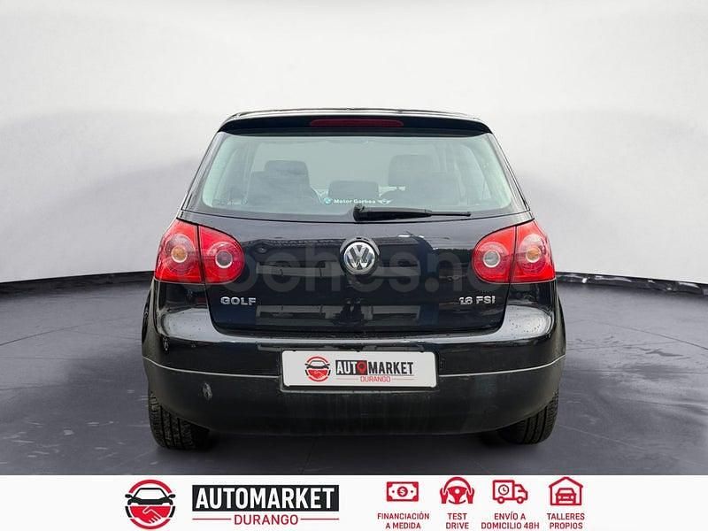 Usado VW Golf IV Highline 115 CV (84 kW) 2004 Negro Berlina