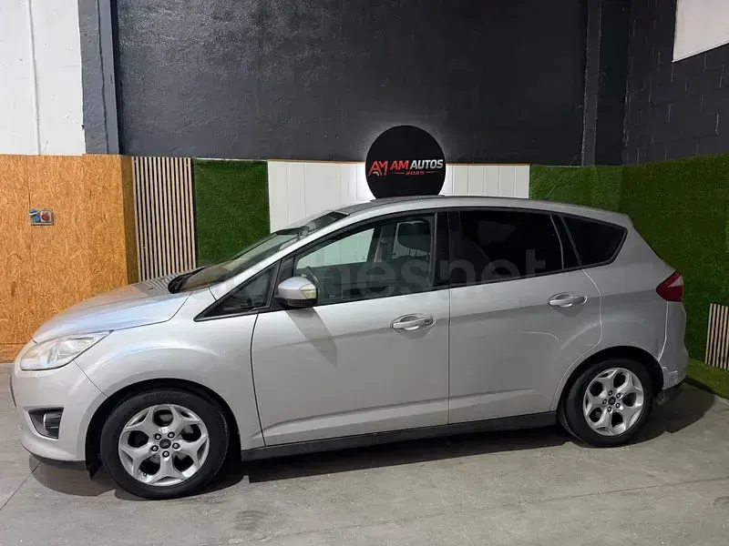 Usado Ford C-MAX Trend 125 CV (91 kW) 2013 Gris / plata Monovolumen