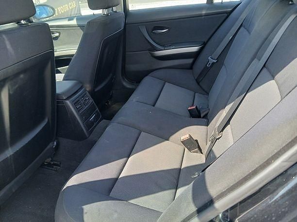 Usado BMW 318 Comfort Edition 143 CV (105 kW) 2007 Negro Berlina