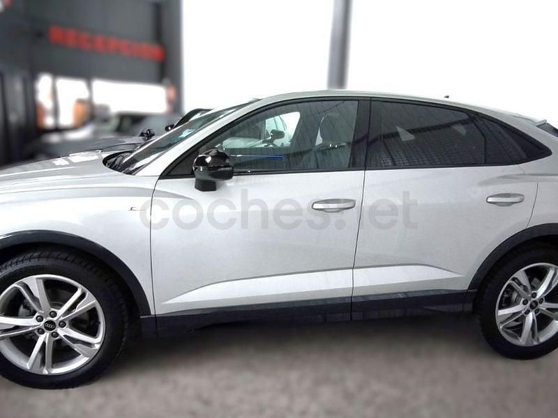 Usado Audi Q3 Sportback S-Line 150 CV (110 kW) 2023 Gris / plata SUV