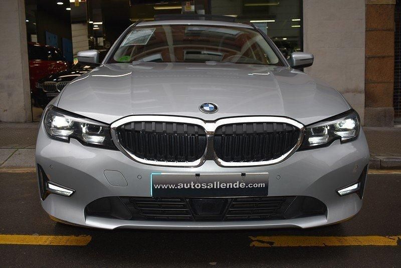Usado BMW 330 265 CV (194 kW) 2020 Glaciersilber Familiar