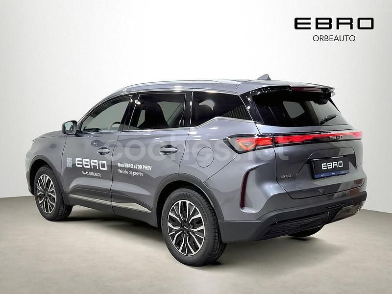 Nuevo Ebro s700 Luxury 279 CV (205 kW) 2025 Gris SUV
