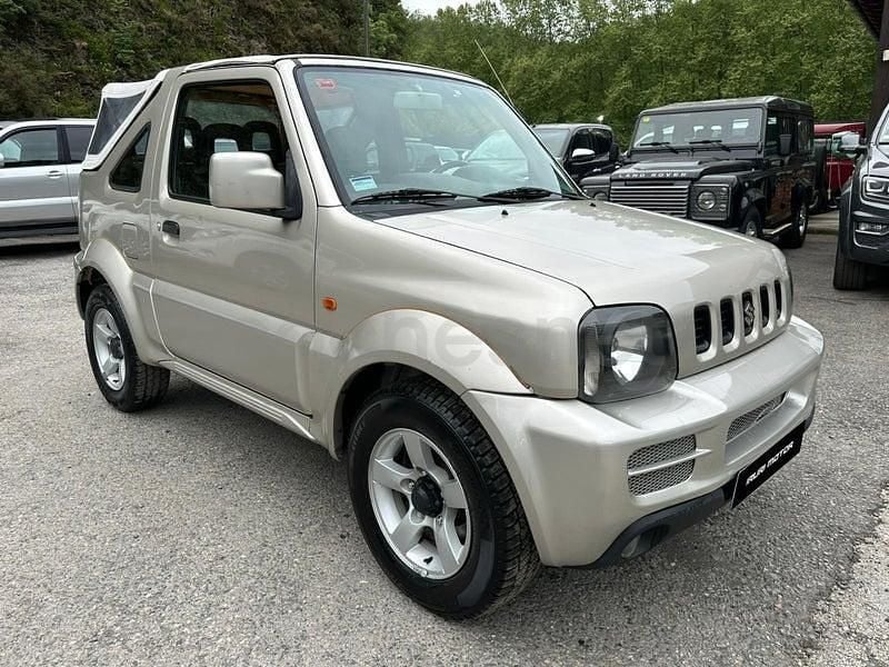 Usado Suzuki Jimny 85 CV (62 kW) 2008 Beige SUV