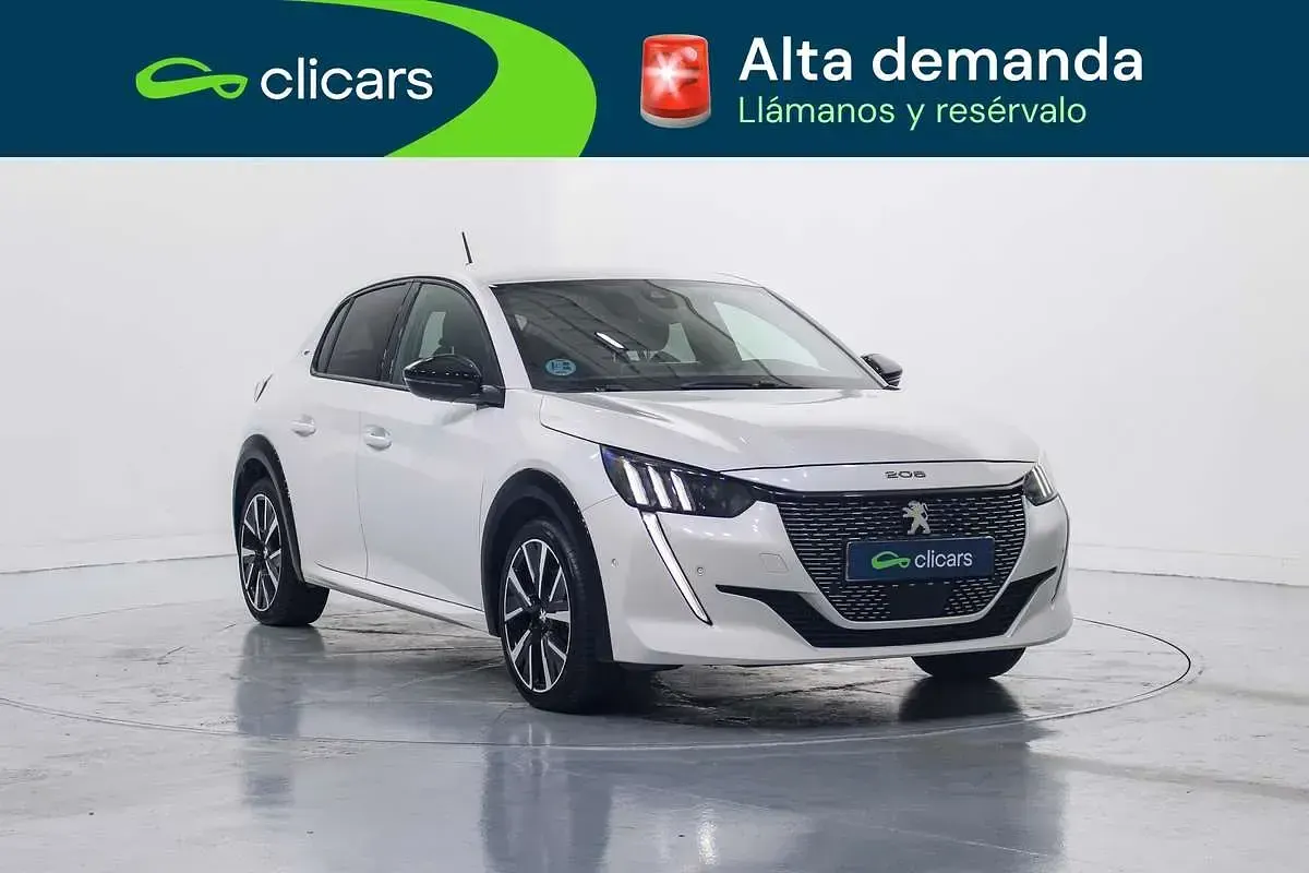 Usado Peugeot 208 GTi 102 CV (75 kW) 2021 Blanco Utilitario