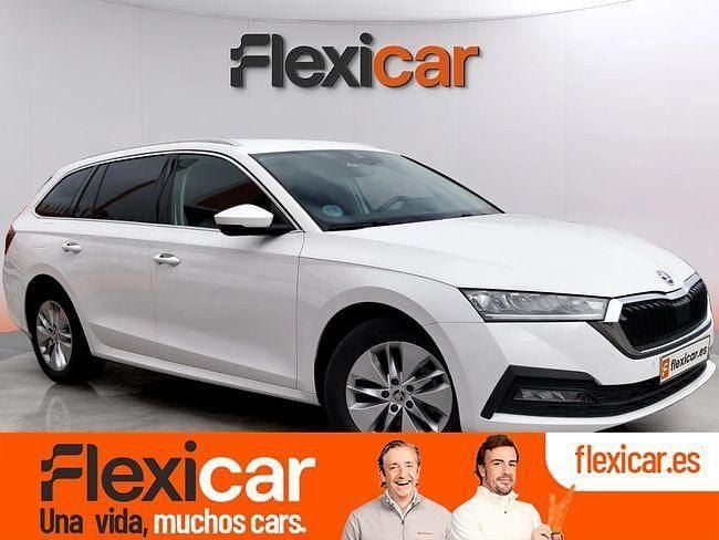 Blanco Usado 2023 Skoda Octavia Ambition Familiar | 22.990 € (Un poco caro) - Imagen 1/4