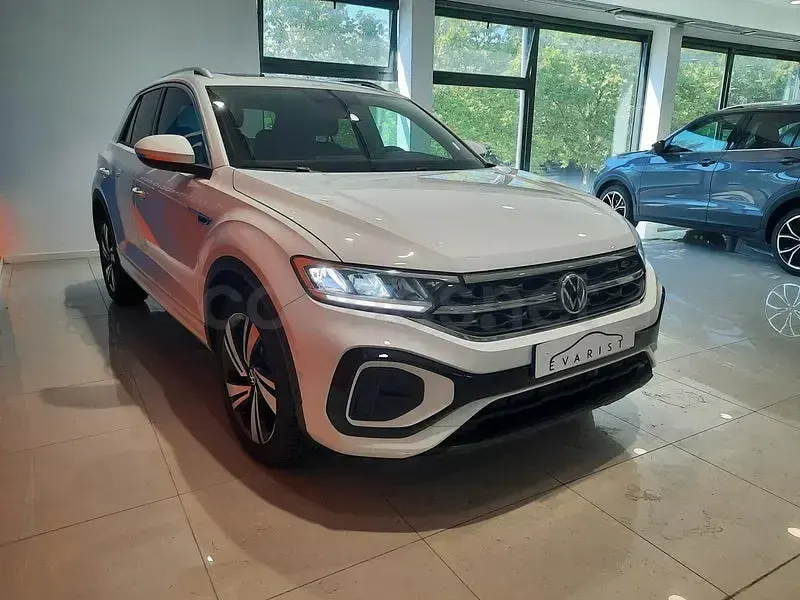 Usado VW T-Roc R-line 150 CV (110 kW) 2025 Blanco SUV