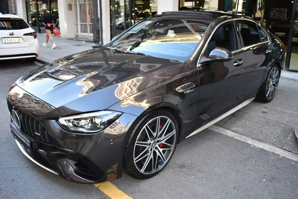 Usado Mercedes C63 AMG AMG 680 CV (500 kW) 2025 Gris Berlina
