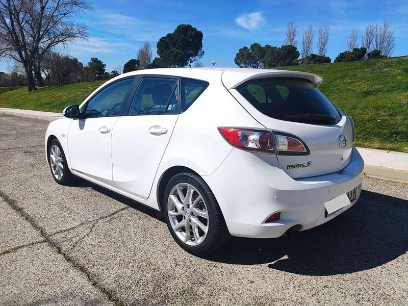 Usado Mazda 3 Style+ 116 CV (85 kW) 2012 Blanco Utilitario