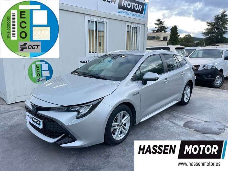 Usado Toyota Corolla Active 122 CV (89 kW) 2021 Plateado Familiar