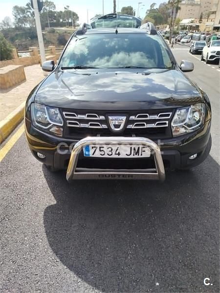 Usado Dacia Duster Lauréate 125 CV (91 kW) 2016 Negro SUV