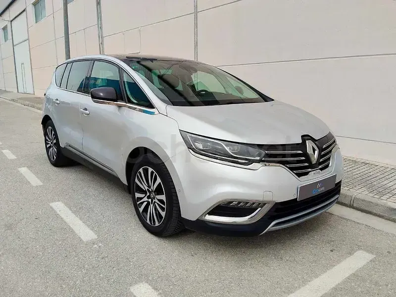 Usado Renault Espace Initiale Paris 160 CV (117 kW) 2017 Gris / plata Monovolumen
