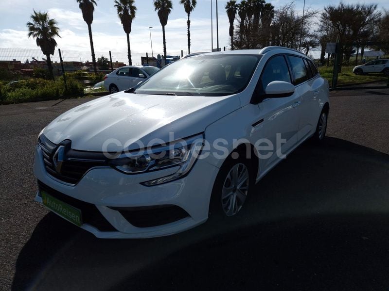 Usado Renault Mégane GrandTour LIMITED 115 CV (84 kW) 2019 Blanco Familiar