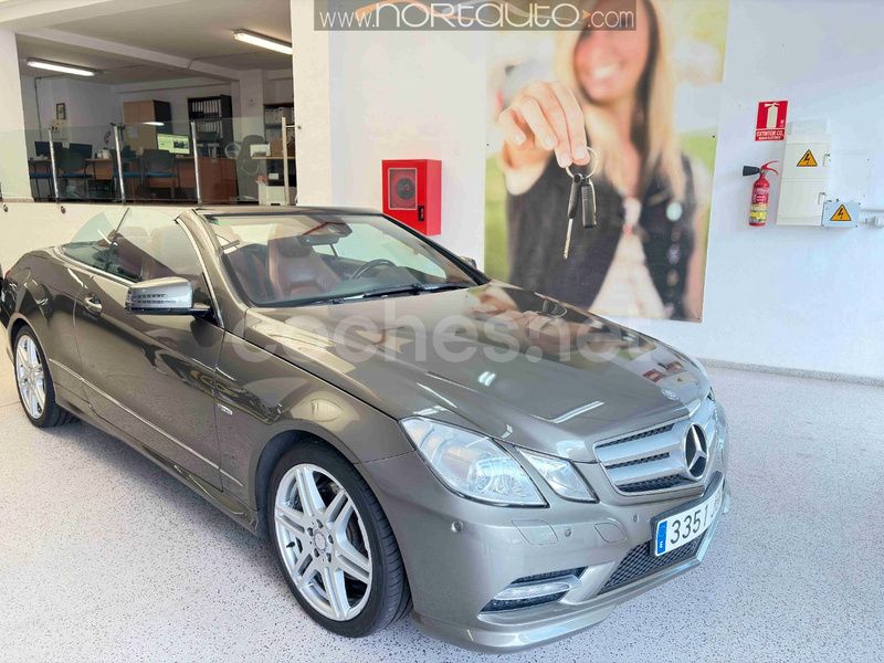 Beige Usado 2015 Mercedes E220 Descapotable | 18.900 € (Precio justo) - Imagen 1/4