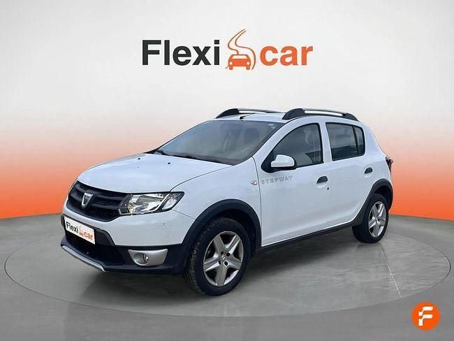 Blanco Usado 2015 Dacia Sandero Ambiance Utilitario | 9990 € (Caro) - Imagen 1/4