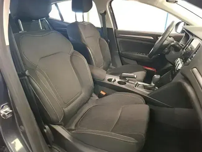 Usado Renault Mégane IV Bose Edition 116 CV (85 kW) 2022 Gris Utilitario