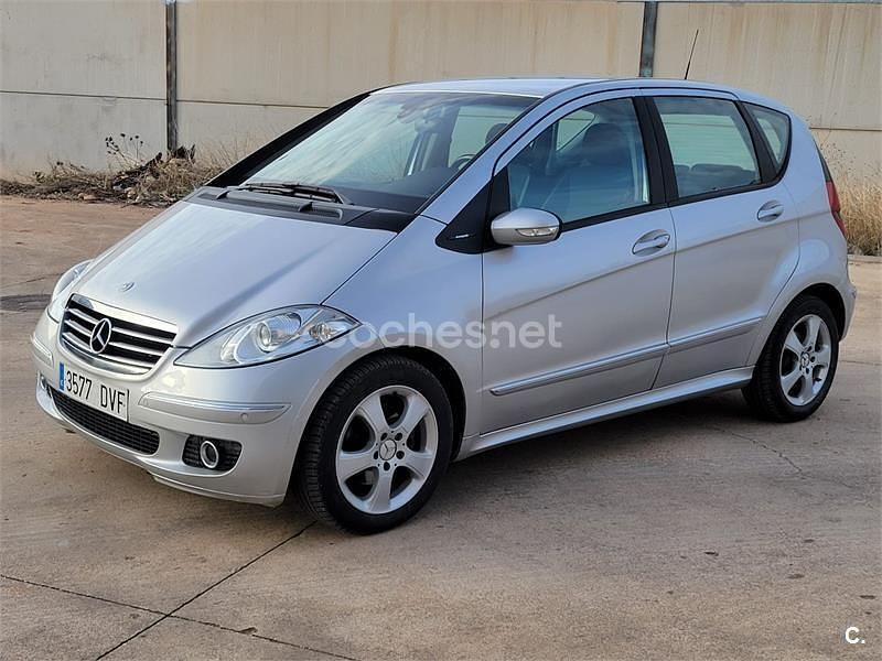 Usado Mercedes A150 Avantgarde 95 CV (69 kW) 2006 Gris / plata Monovolumen