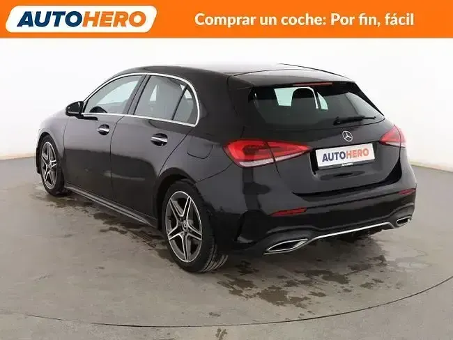 Usado Mercedes A180 116 CV (85 kW) 2019 Negro Berlina