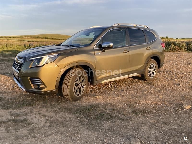 Usado Subaru Forester Sport 150 CV (110 kW) 2024 Verde SUV
