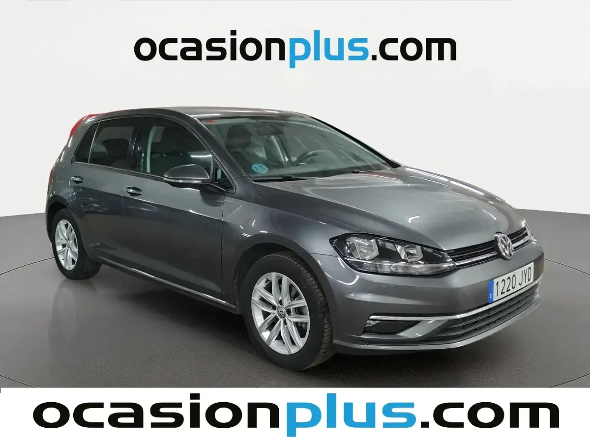 Usado VW Golf VII Advance 125 CV (91 kW) 2017 Gris Berlina