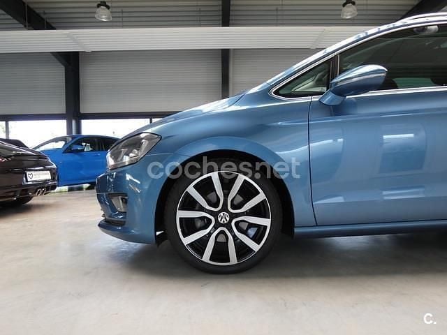 Usado VW Golf Sportsvan Sportline 150 CV (110 kW) 2014 Azul Monovolumen
