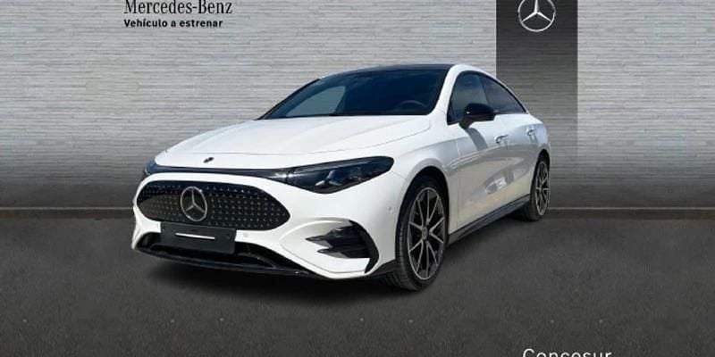 Blanco Usado 2025 Mercedes CLA 250+ Berlina | 50.390 € - Imagen 1/4