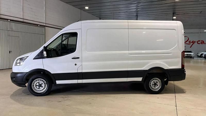 Usado Ford Transit Ambiente 130 HP (95 kW) 2020 Branco