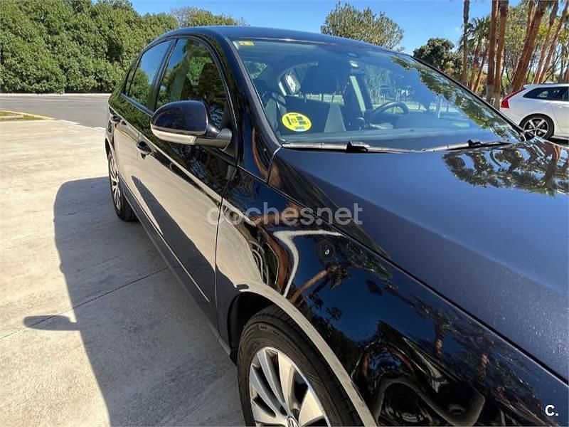 Usado VW Passat Highline 140 CV (102 kW) 2011 Negro Berlina