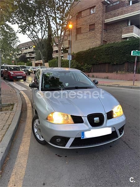 Brugt Seat Ibiza 85 HK (62 kW) 2007 Blå Hatchback