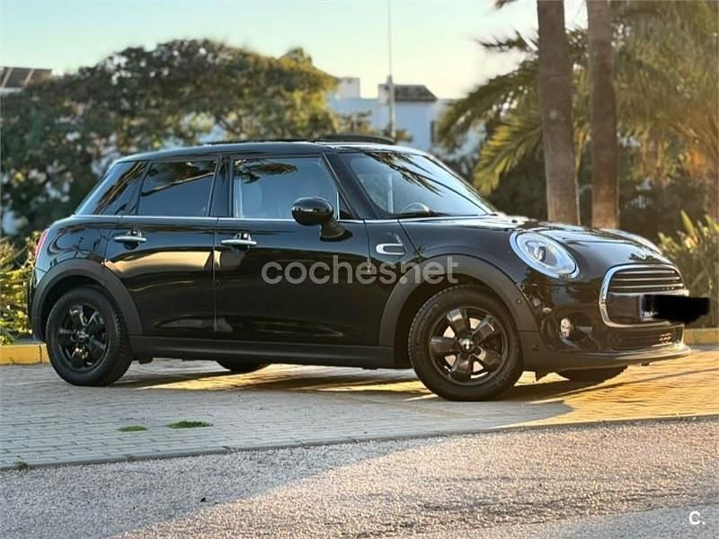 Usado Mini Cooper D 116 CV (85 kW) 2017 Negro Utilitario