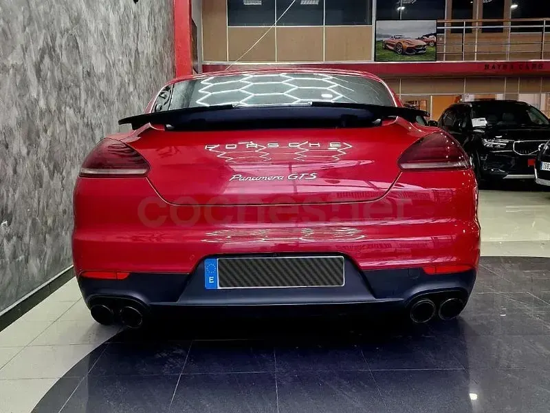 Usado Porsche Panamera 440 CV (323 kW) 2014 Rojo Utilitario