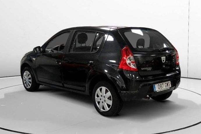Usado Dacia Sandero Lauréate 75 CV (55 kW) 2010