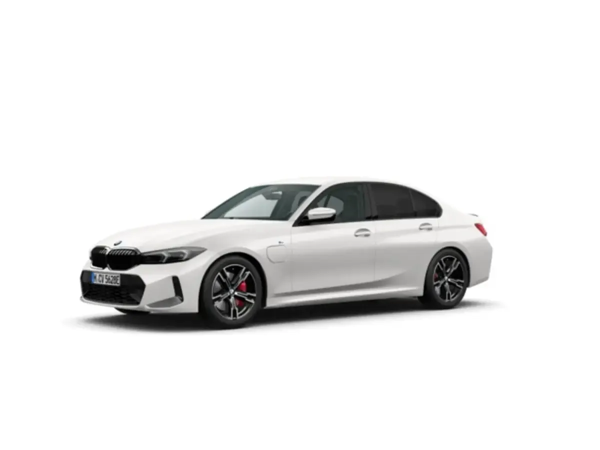 Usado BMW 330e Comfort Edition 292 CV (214 kW) 2025 Blanco Berlina
