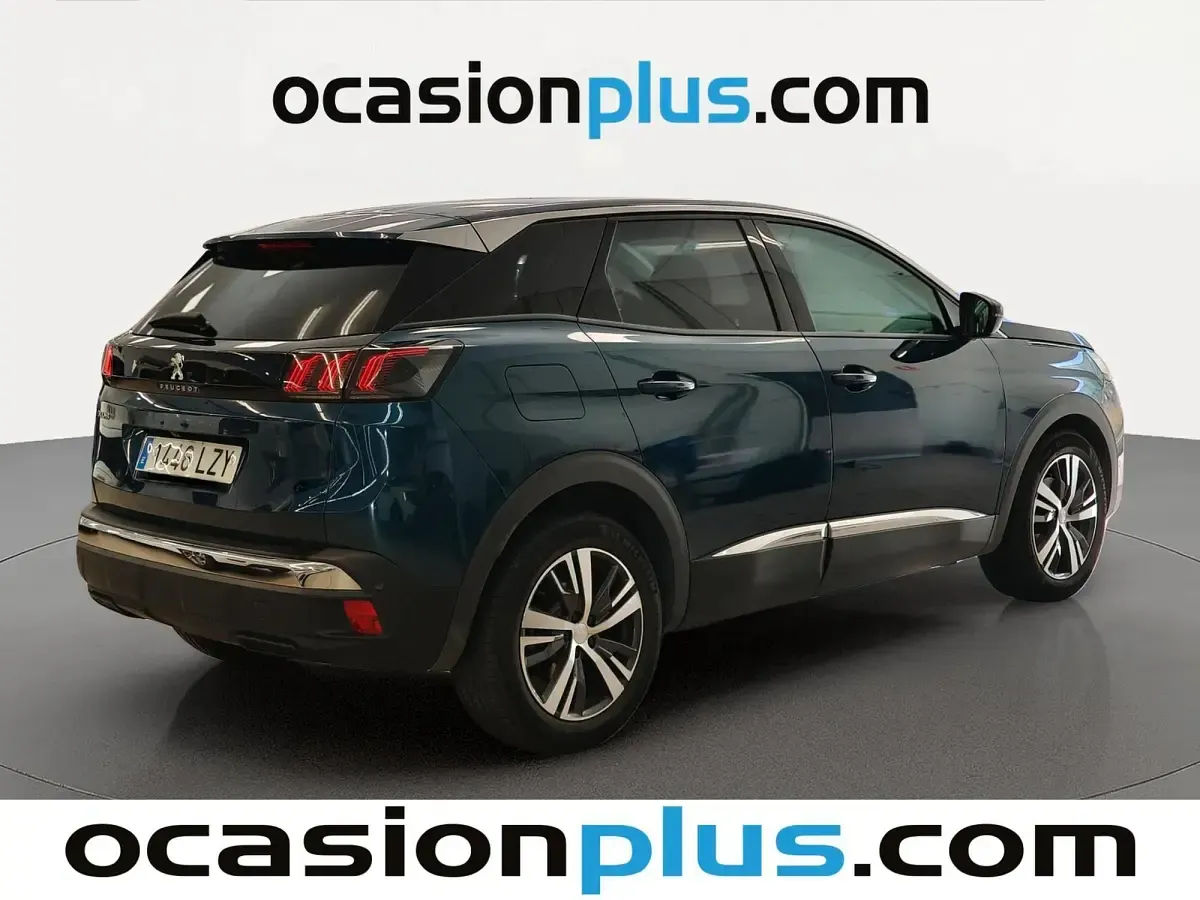 Usado Peugeot 3008 Allure 131 CV (96 kW) 2022 Azul SUV