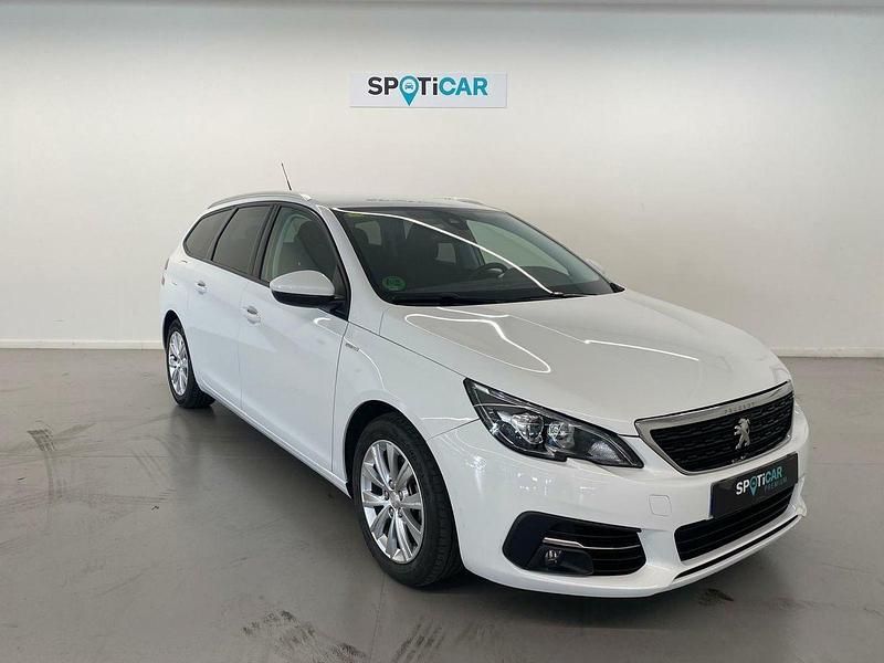 Blanco Usado 2018 Peugeot 308 SW Style Familiar | 10.500 € (Precio justo) - Imagen 1/4