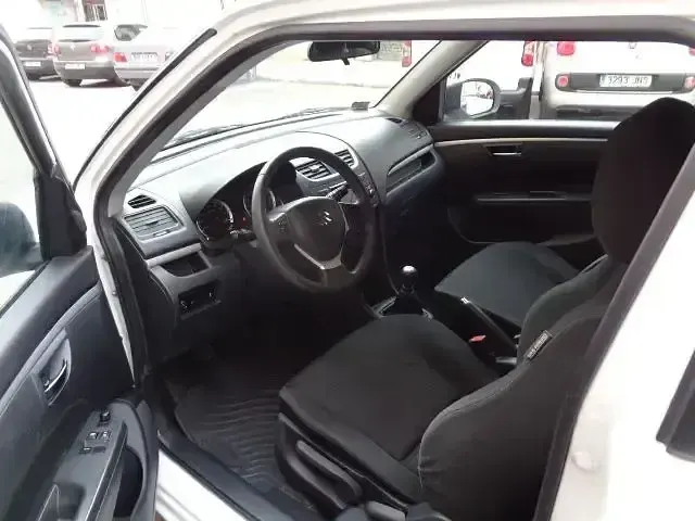Usado Suzuki Swift GL 95 CV (69 kW) 2011 Blanco Utilitario