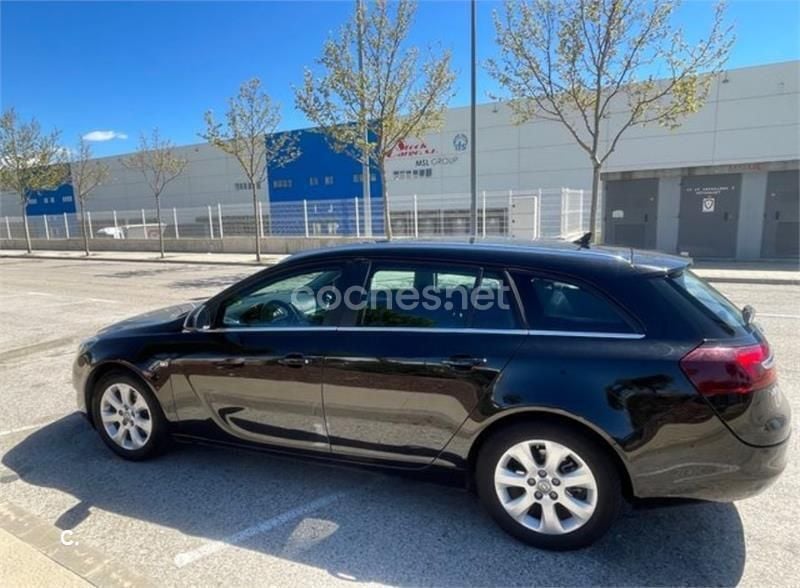 Usado Opel Insignia Business 136 CV (100 kW) 2017 Familiar