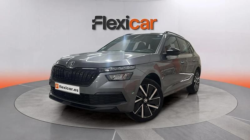 Usado Skoda Kamiq Sport 116 CV (85 kW) 2024 Gris SUV