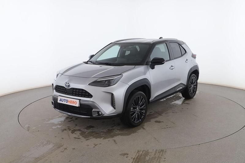 Usado Toyota Yaris Cross 116 CV (85 kW) 2021 Gris SUV