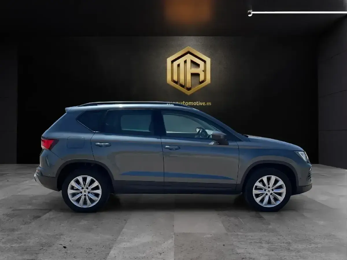 Usado Seat Ateca Style 115 CV (84 kW) 2021 Gris SUV