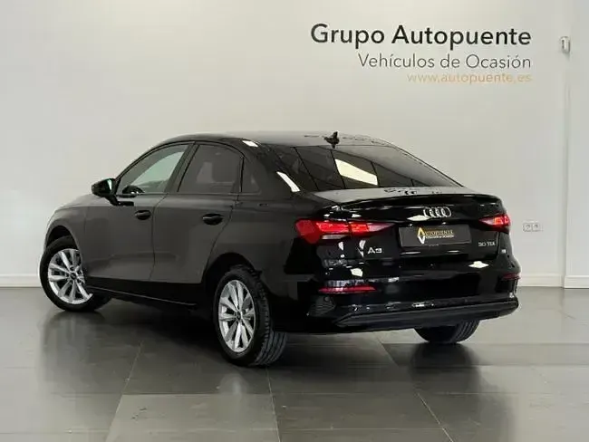 Usado Audi A3 Premium 116 CV (85 kW) 2022 Negro Berlina