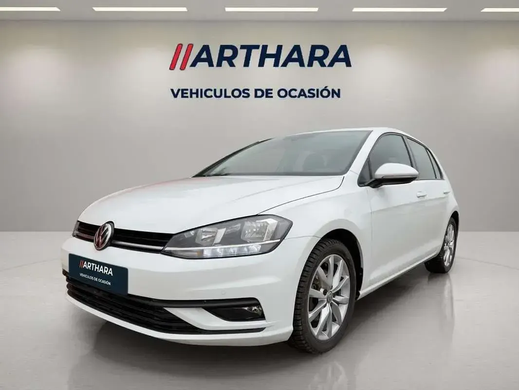 Usado VW Golf VII Edition 116 CV (85 kW) 2020 Blanco Utilitario
